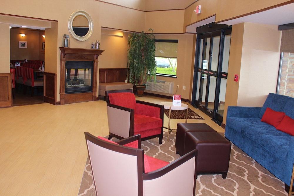 Comfort Inn&Suites West Springfield Exterior foto